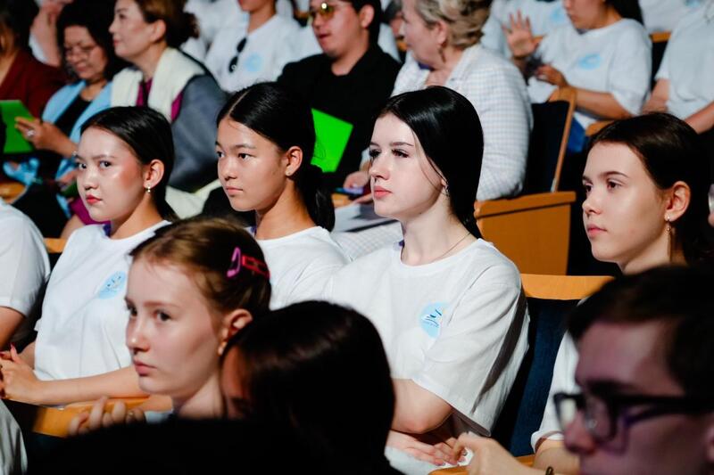 «Закон и порядок»: награждены победители конкурса театрализованных представлений среди школ столицы