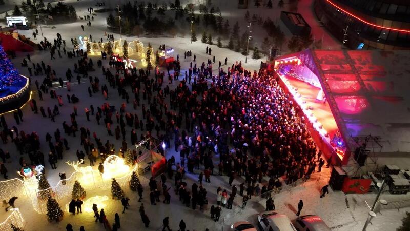 В столице в новогоднюю ночь проходят праздничные концерты