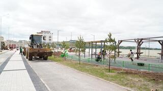 В Кокшетау завершается строительство Набережной и велосипедной дорожки