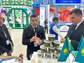 «Как крупнейшая страна без выхода к морю, мы превратили географические ограничения в стратегические преимущества»: Экспортная акселерация представлена в Туркменистане