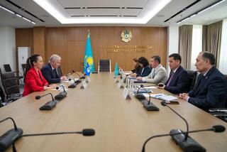 Состоялась встреча Министра юстиции Республики Казахстан Ерлана Сарсембаева с Президентом Евразийского патентного ведомства Григорием Ивлиевым
