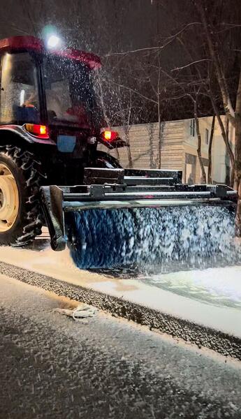 В Алматы коммунальные службы перешли на усиленный режим работы из-за снегопада