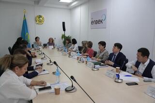 Вопросы вакцинации детей обсудили медики, общественники и родители в столице