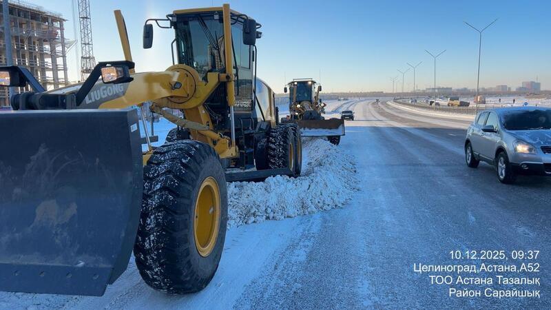 Более 3 000 дорожных рабочих и 1 300 единиц спецтехники задействованы в снегоуборочных работах в Астане