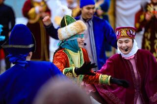 Отечественные и зарубежные дизайнеры представили свои коллекции на национальном фестивале моды в Актобе