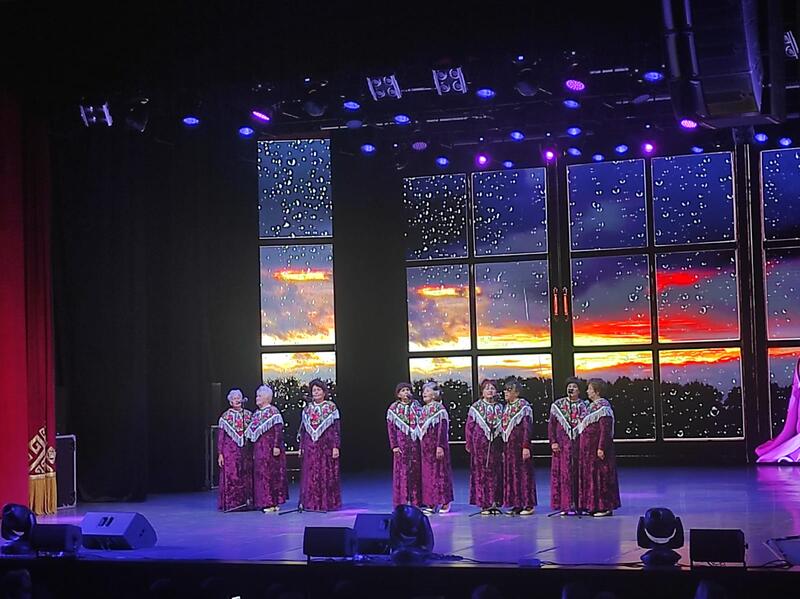 В ВКО в День пожилых людей прошёл гала-концерт