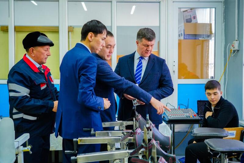 В Астане официально открыли производство отечественных медицинских изделий для травматологии и ортопедии