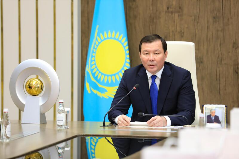 Аким области Асхат Шахаров принял женский футбольный клуб «Ақтөбе» - чемпионов Казахстана