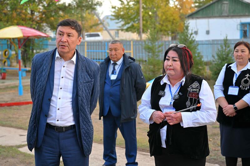 Аким области Абай Берик Уали посетил село Кызылкесик