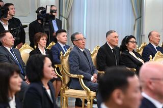 Касым-Жомарт Токаев: «Именно школьных учителей, дети учатся быть открытыми, образованными, законопослушными и ответственными гражданами своей страны»