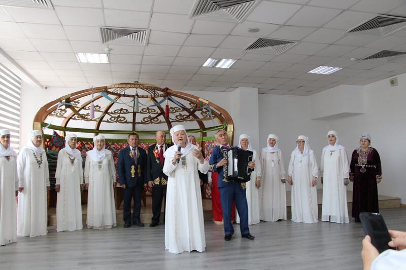 Концерт, посвященный ветеранам столичного здравоохранения, прошел в Астане