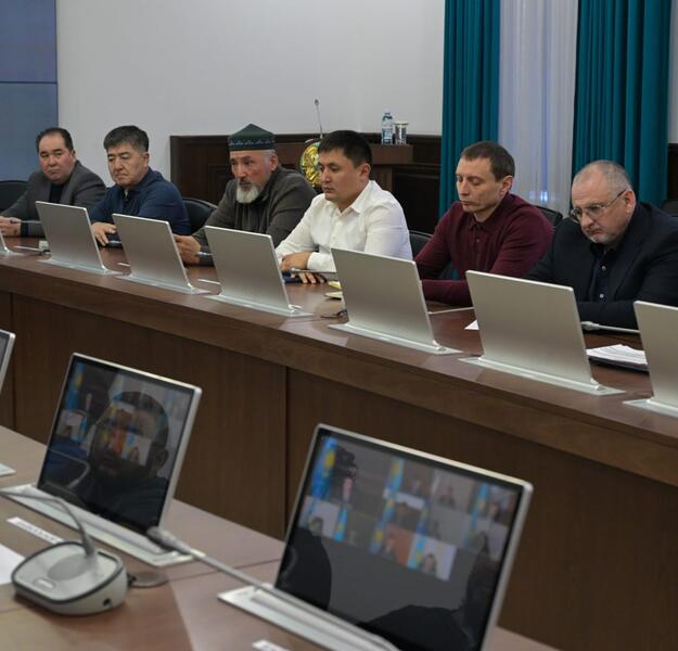 Аким области провел встречу с сельхозтоваропроизводителями региона, на которой обсудили подготовку и проведение весенне-полевых работ текущего сезона