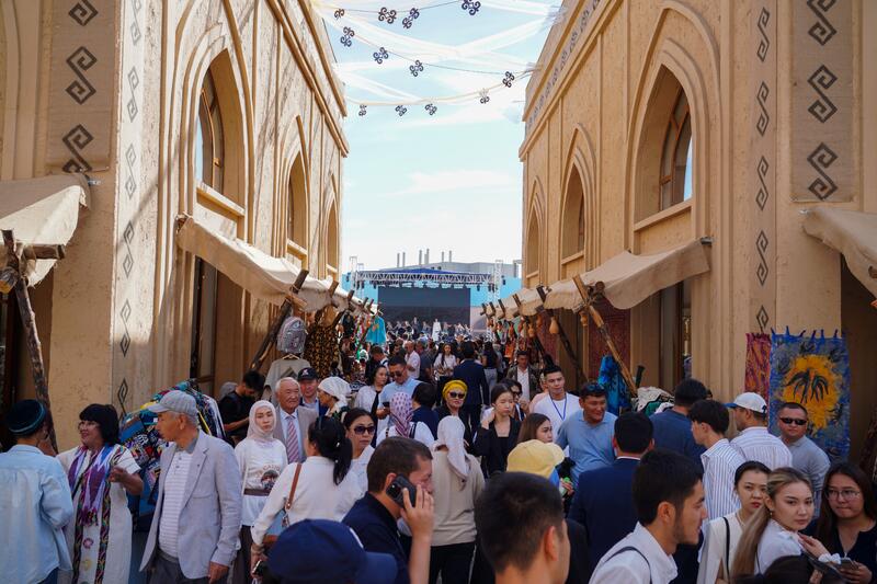 В ТУРКЕСТАНСКОЙ ОБЛАСТИ УЛУЧШИЛАСЬ ТУРИСТИЧЕСКАЯ ИНФРАСТРУКТУРА И ВЫРОСЛО ЧИСЛО ИНОСТРАННЫХ ТУРИСТОВ