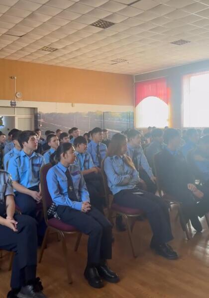 В рамках реализации проекта «Salauatty ómir saltyn tańda» Молодежным ресурсным центром города Караганды была организована содержательная встреча со студентами Карагандинского железнодорожного колледжа.