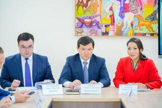 Столичная молодежь обсудила проект новой Конституции