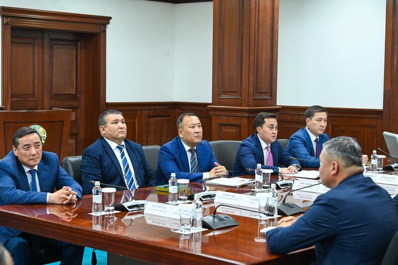 Состоялось специальное заседание Инвестиционного совета