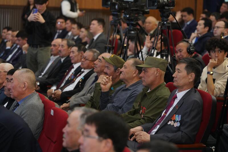 НУРАЛХАН КУШЕРОВ ВСТРЕТИЛСЯ С ЖИТЕЛЯМИ ГОРОДА ТУРКЕСТАНА И ОБСУДИЛ АКТУАЛЬНЫЕ ВОПРОСЫ