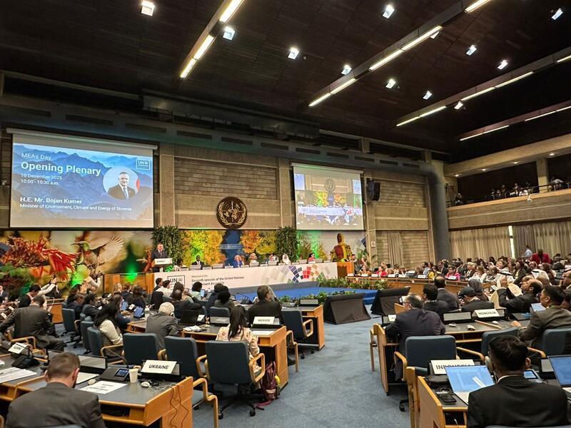 Казахстанская делегация принимает участие в работе ЮНЕА-7