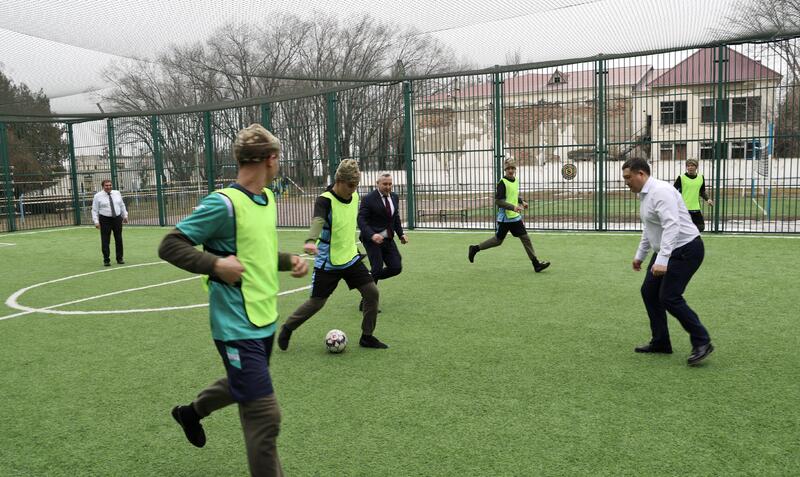 Министр обороны презентовал депутатам Парламента проект Sarbaz+ в Алматы