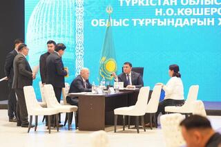 ОКОЛО 100 ЖИТЕЛЕЙ ТУРКЕСТАНСКОЙ ОБЛАСТИ ОБРАТИЛОСЬ К АКИМУ НА ПРИЕМЕ ПО ЛИЧНЫМ ВОПРОСАМ