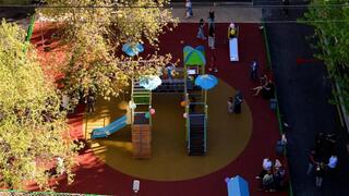 Ко Дню единства в районе Байконыр открыли три обновленных двора