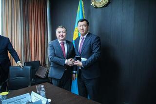 Министр юстиции Ерлан Сарсембаев посетил Улытауский регион с рабочей поездкой