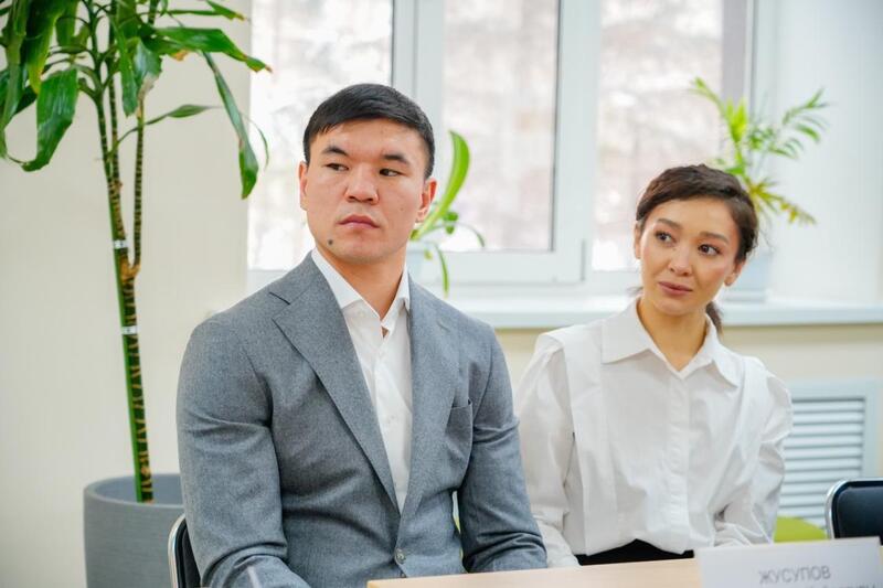 Столичная молодежь обсудила проект новой Конституции