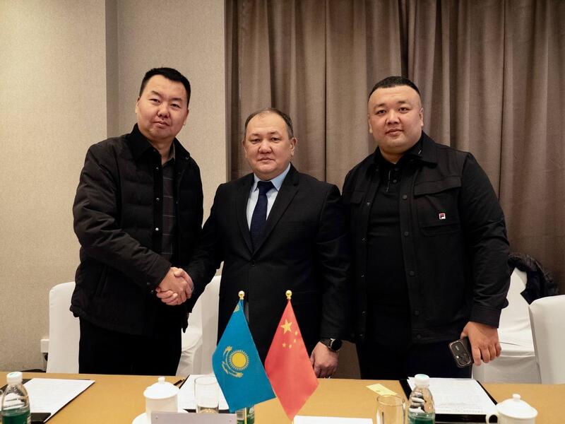 Визит в Китайскую Народную Республику продолжился в городе Урумчи, в Синьцзян-Уйгурском автономном округе