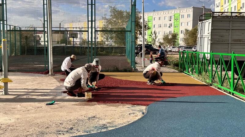 АКИМ ОБЛАСТИ ПРОВЕРИЛ СОСТОЯНИЕ ДЕТСКИХ ИГРОВЫХ ПЛОЩАДОК В ГОРОДЕ ЖЕЗКАЗГАН