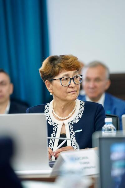 Аким области Асаин Байханов принял участие в заседании Комитета партийного контроля партии «AMANAT»