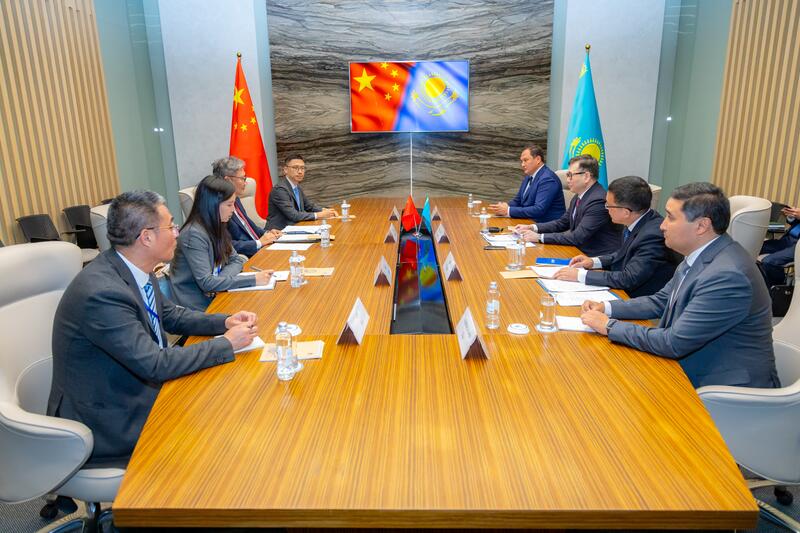 Казахстан и Китай углубляют сотрудничество в торговле, экономике и электронной коммерции