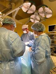 ПОДРОСТКУ В АЛМАТЫ УДАЛИЛИ ОПУХОЛЬ И ВЫПОЛНИЛИ ЭНДОПРОТЕЗИРОВАНИЕ НИЖНЕЙ ЧЕЛЮСТИ