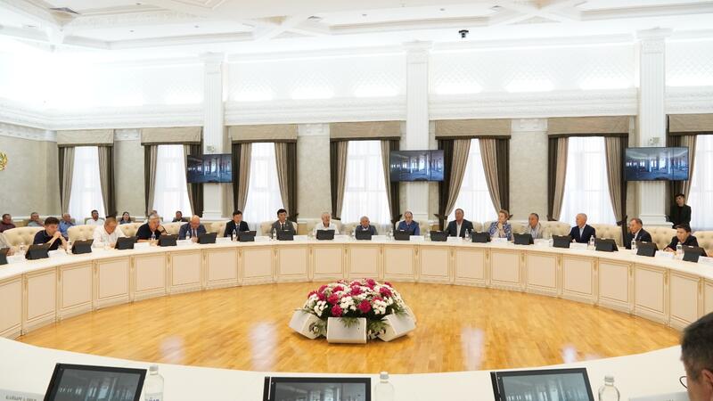 В ЗКО отметили День строителя: аким области наградил лучших представителей отрасли