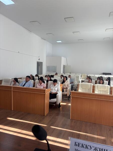 В Самарском районе проведена встреча с государственными служащими по вопросам этики и дисциплины