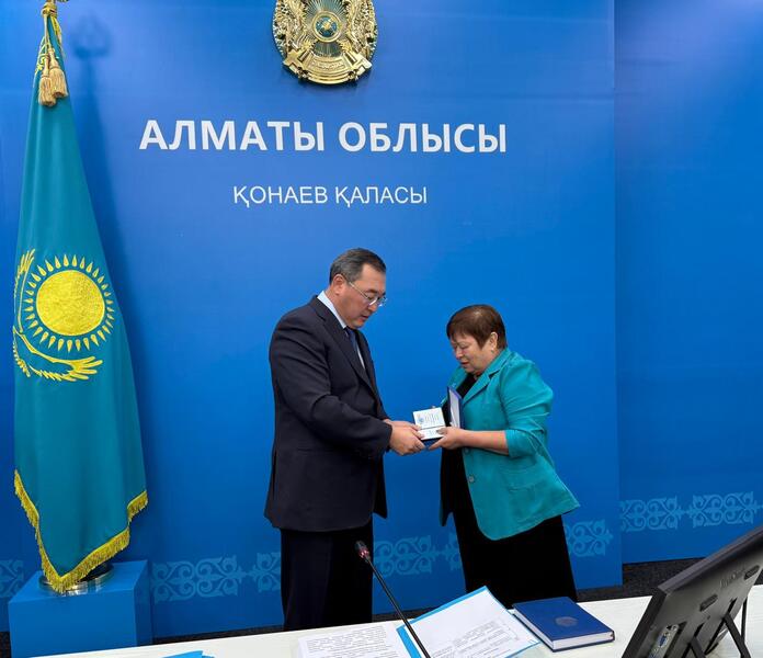 Героизм и труд — гордость общества