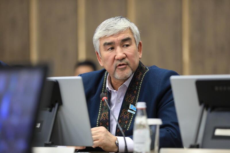 Прошло заседание комиссии по государственным символам при акиме области