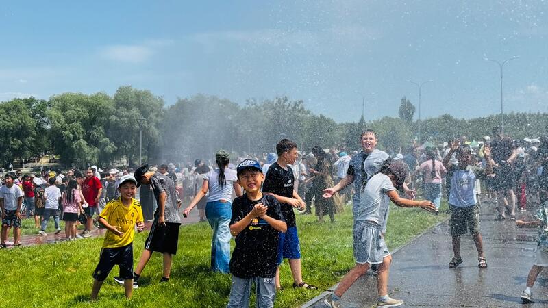 В День защиты детей спасатели по всей стране провели уроки безопасности