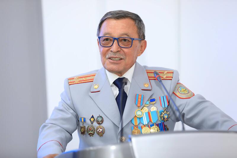 Глава региона посетил Актюбинский юридический институт