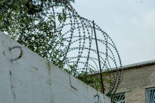 Осужденный лишился свободы за неуплату алиментов в области Абай