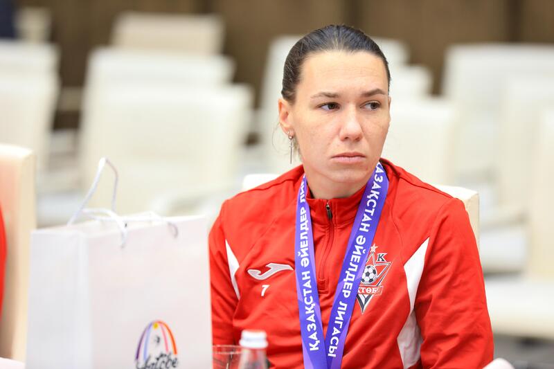 Аким области Асхат Шахаров принял женский футбольный клуб «Ақтөбе» - чемпионов Казахстана