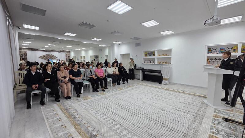 «Закон и порядок»: столичным педагогам разъяснили основы финансовой и цифровой безопасности