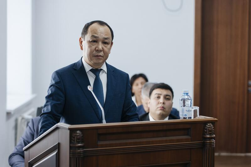 Болат Акчулаков: безопасность труда и своевременная оплата - под особым контролем