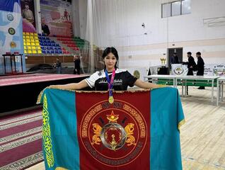 Служащая Вооружённых Сил завоевала «золото» на чемпионате мира по армрестлингу