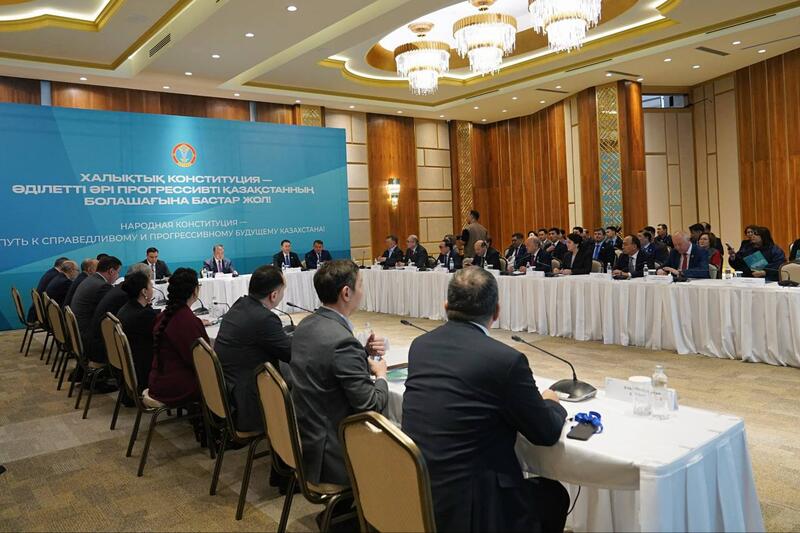 Артур Ластаев: Приоритет прав человека проходит через весь проект Конституции