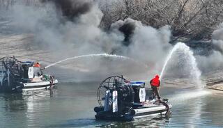 Спасатели МЧС усиливают готовность к природным пожарам с применением аэролодок