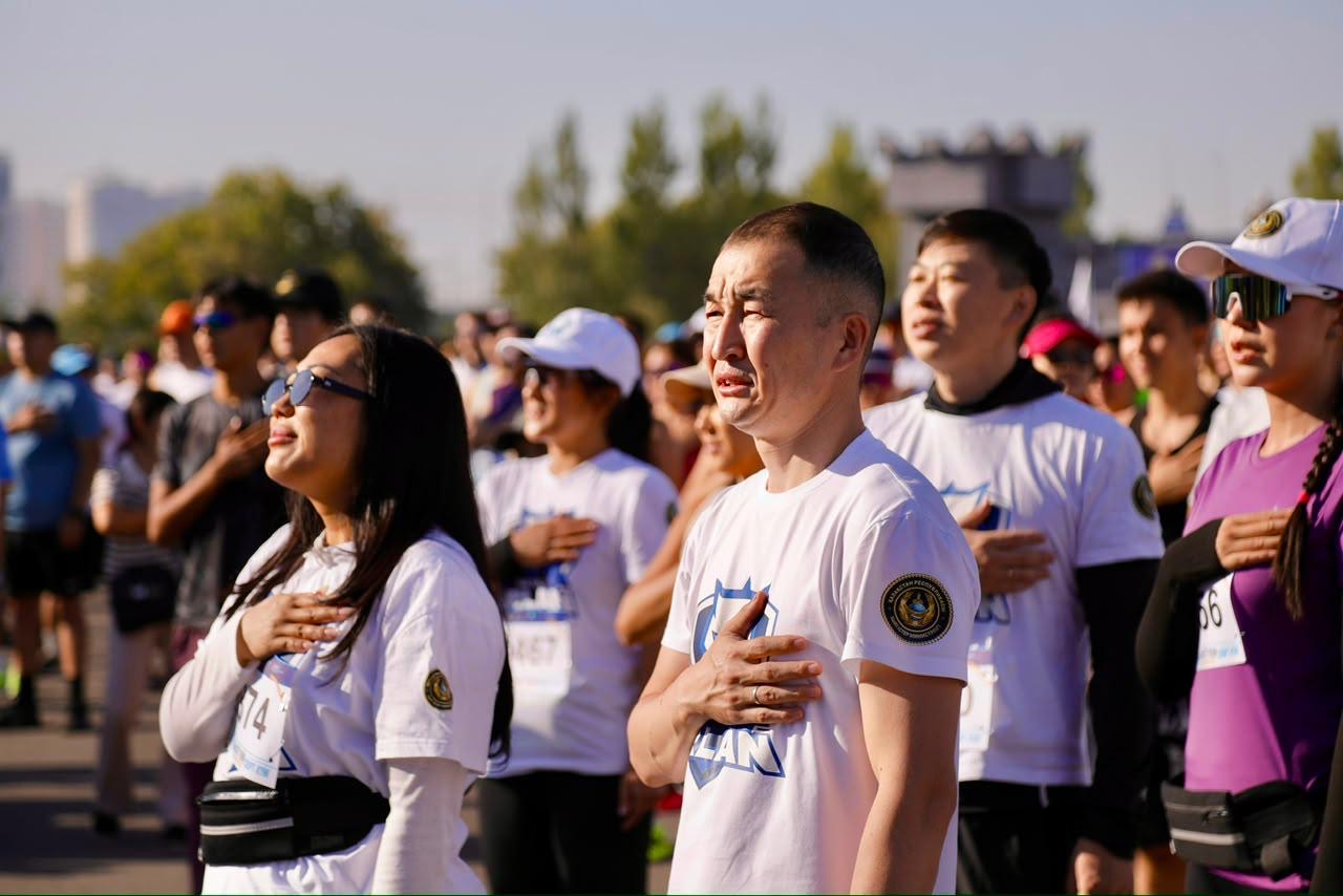 «ALMATY RUN»: В Астане более 2,5 тысяч человек пробежали дистанцию 6,2 километра