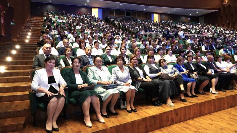 В ЗКО даны поручения по развитию образования: новые школы, поддержка учителей и модернизация сельских школ