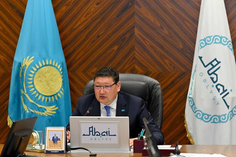 Рассмотрены вопросы реализации государственной молодежной политики и развития массового спорта в регионе