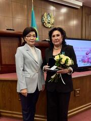 С. Жакупова поздравила коллег с Днем работников системы социальной защиты