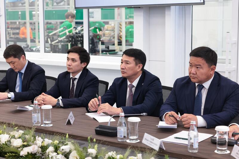 Олжас Бектенов провел республиканское совещание по развитию моногородов